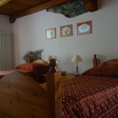Ostello Lou Créton di Lui Albergue Pontboset Exterior foto