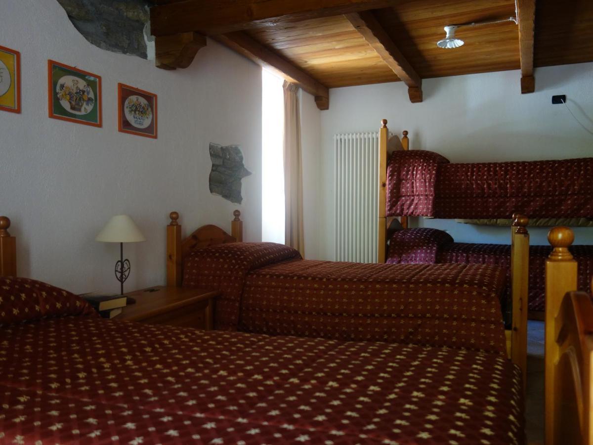 Ostello Lou Créton di Lui Albergue Pontboset Exterior foto