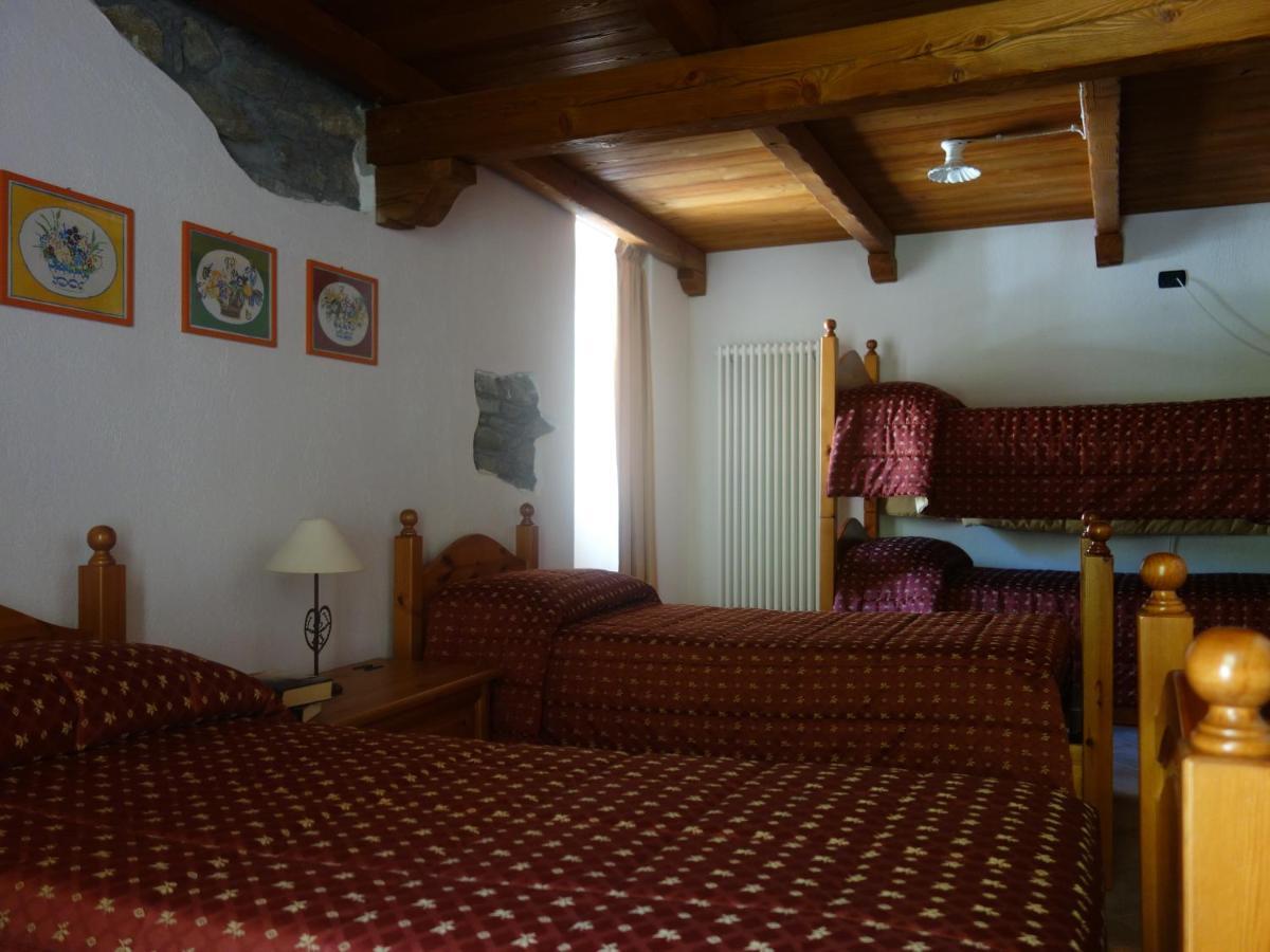 Ostello Lou Créton di Lui Albergue Pontboset Exterior foto