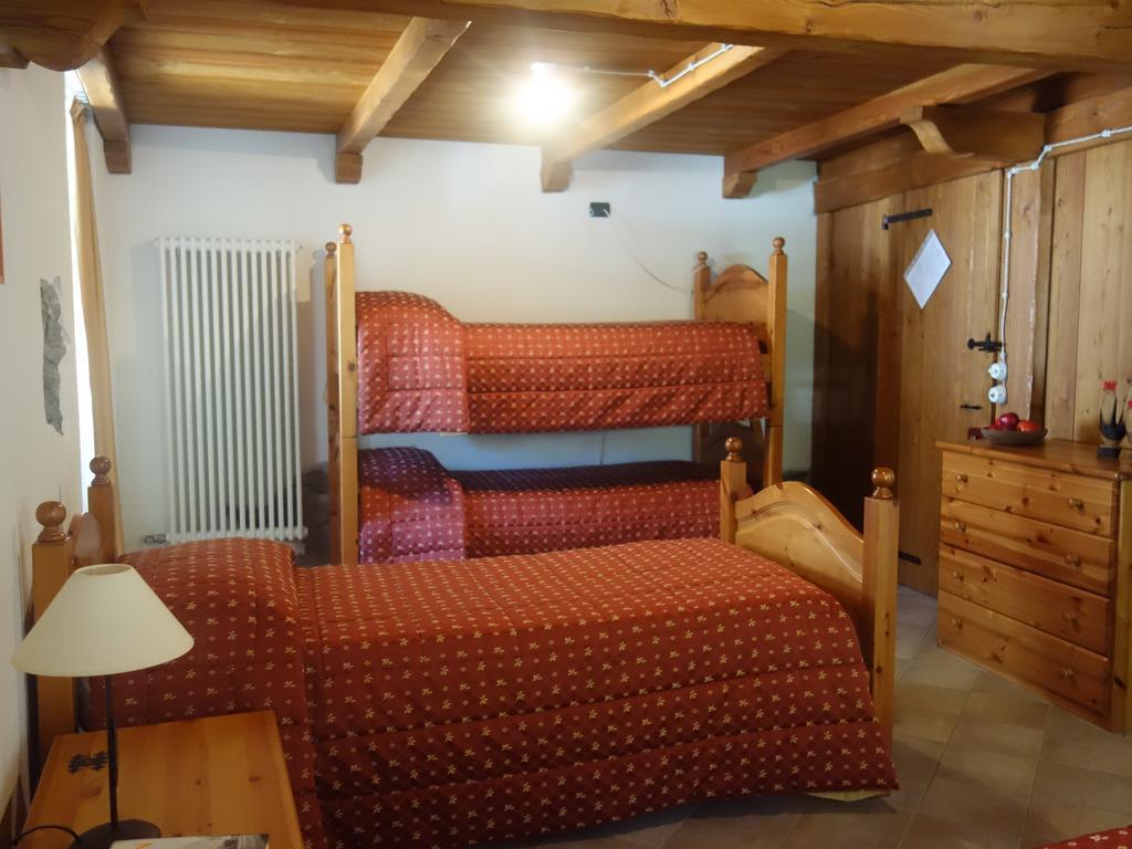 Ostello Lou Créton di Lui Albergue Pontboset Exterior foto